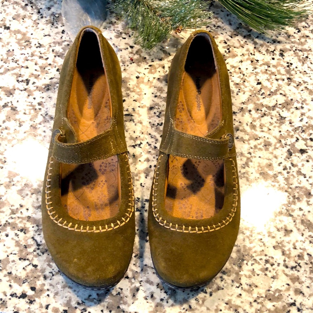 Hush Puppies Olive Suede Mary Jane  Shoe Sz 11M